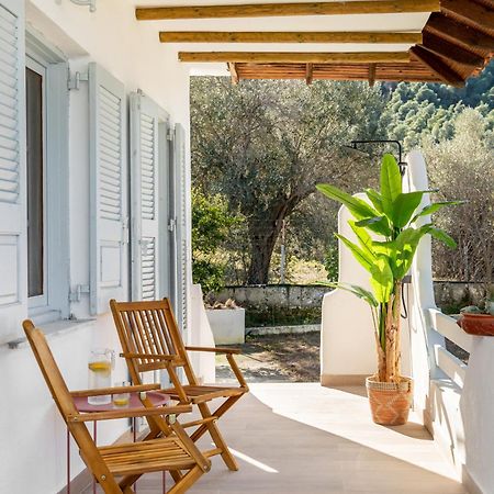 M&M Villa Vourvourou Luaran gambar