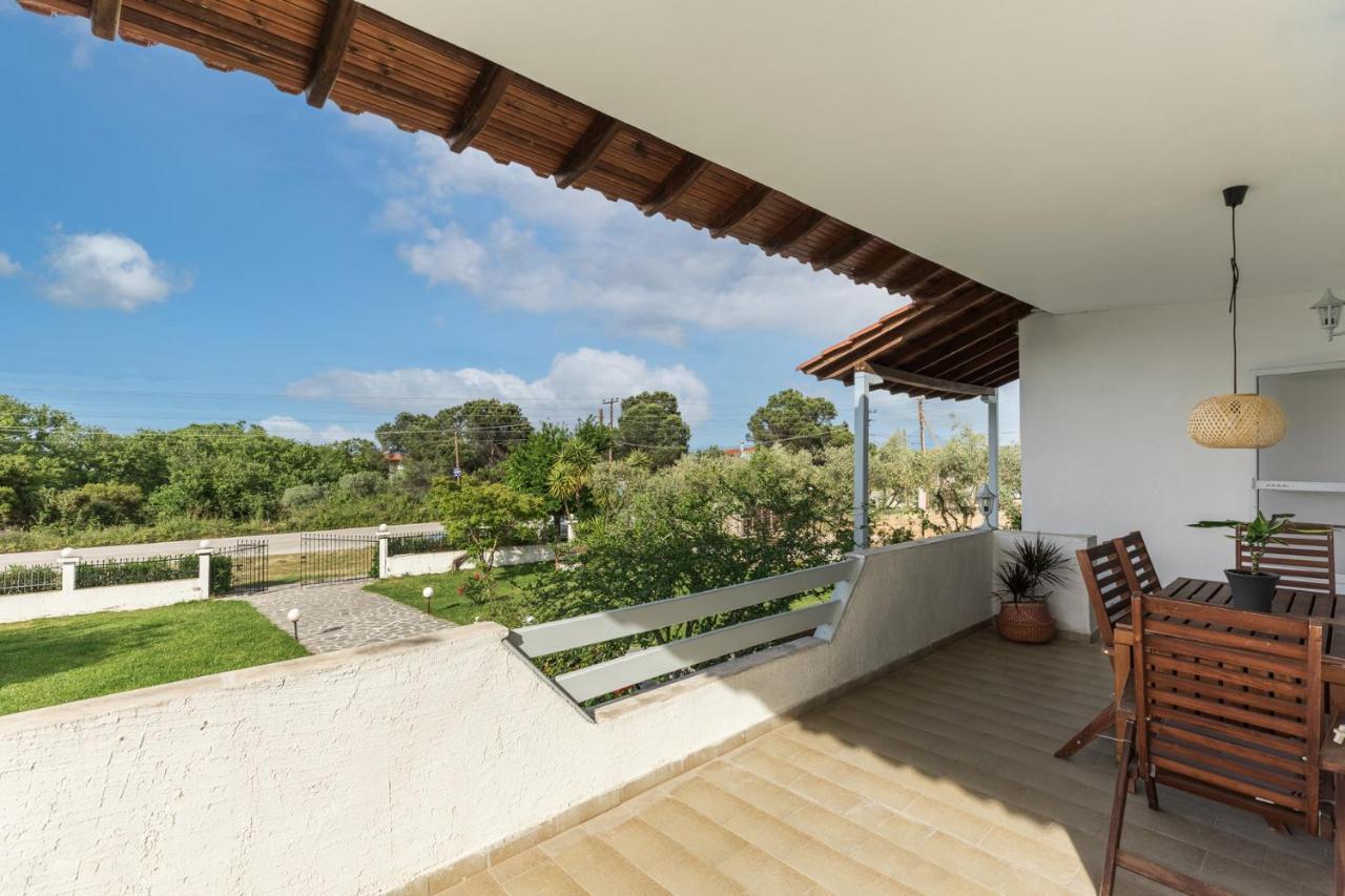 M&M Villa Vourvourou Luaran gambar